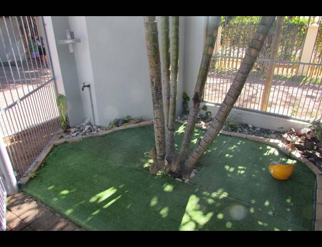 2 BEDROOM TOWNHOUSE FOR SALE IN WHITE RIVER EXT 16